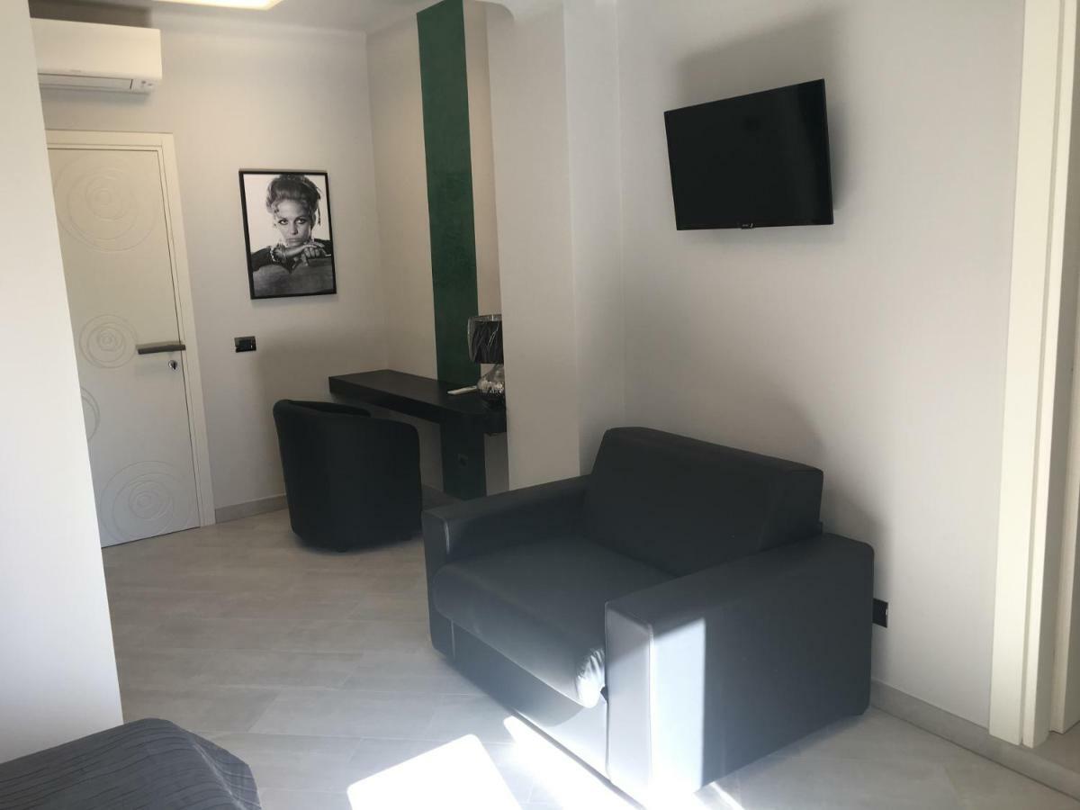 Hotel Le Divine Di Via Olivieri - Reception Via Xxv Aprile 5 Levanto Zewnętrze zdjęcie